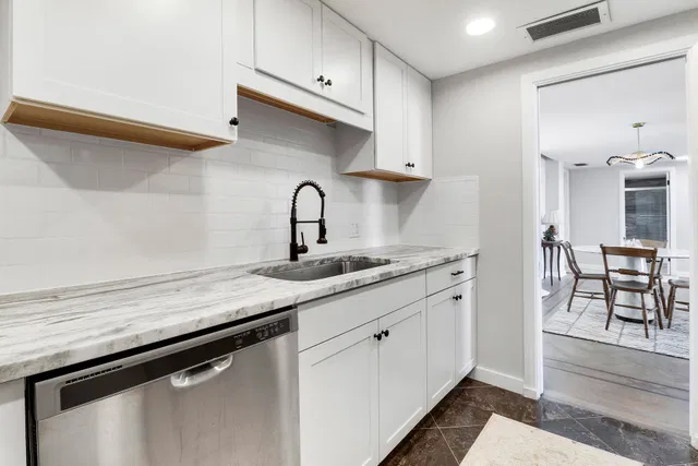 Singer Island Unit 1b photo 15