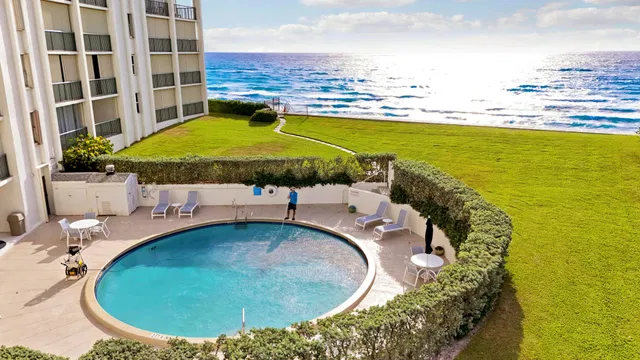 Singer Island Unit 1b photo 25