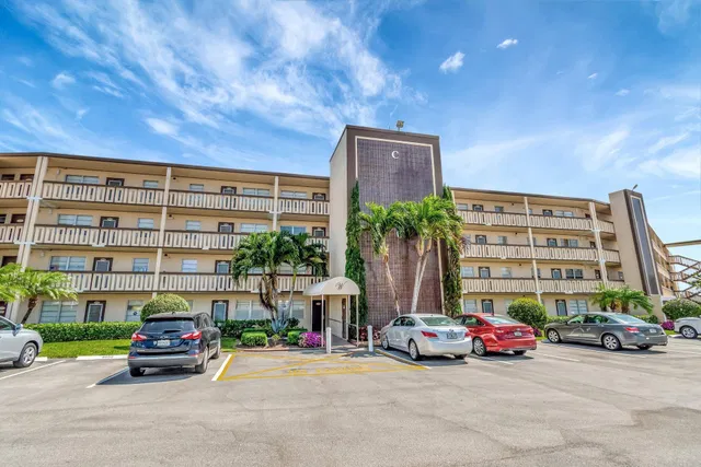Residence photo 41