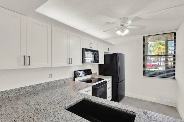  Unit 9102 photo 12