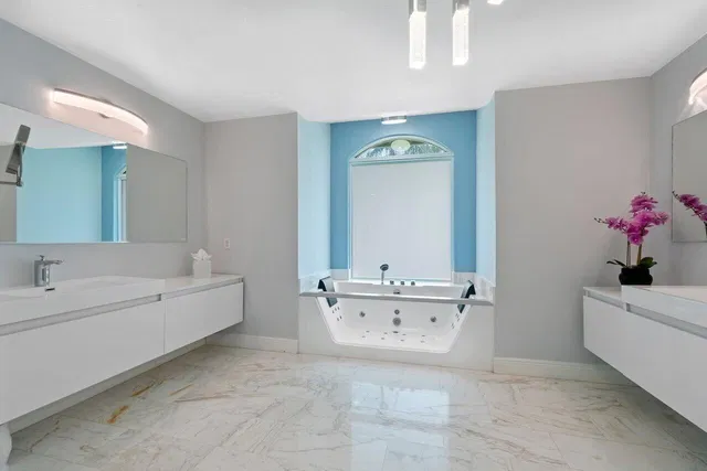 Residence photo 9