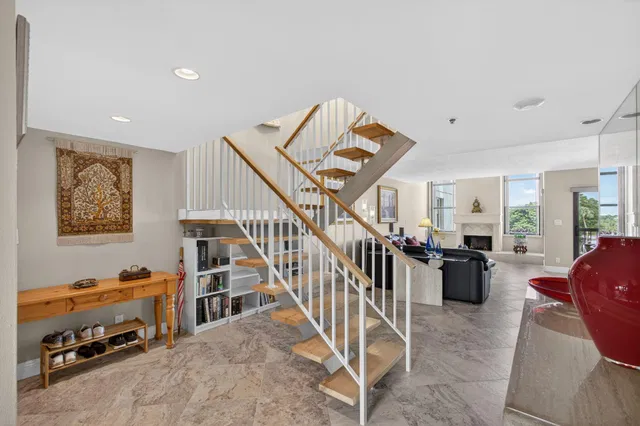 Unit 506 photo 30