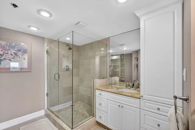 Unit 506 photo 39