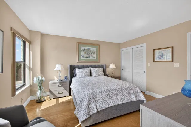 Unit 506 photo 40