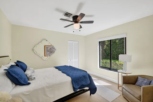 Pinewood Residence photo 45