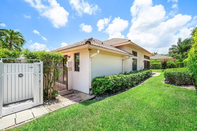 Bocaire Country Club Residence photo 54