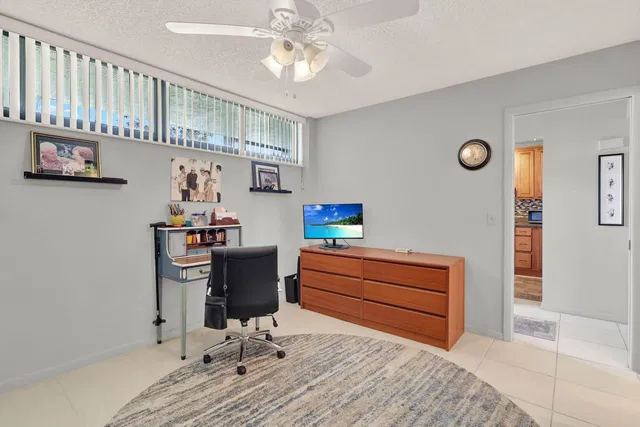Unit 8-106 photo 36