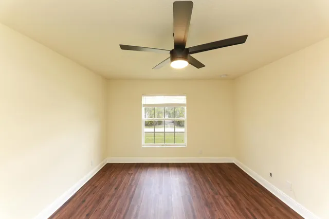 Unit 2nd Floor photo 4