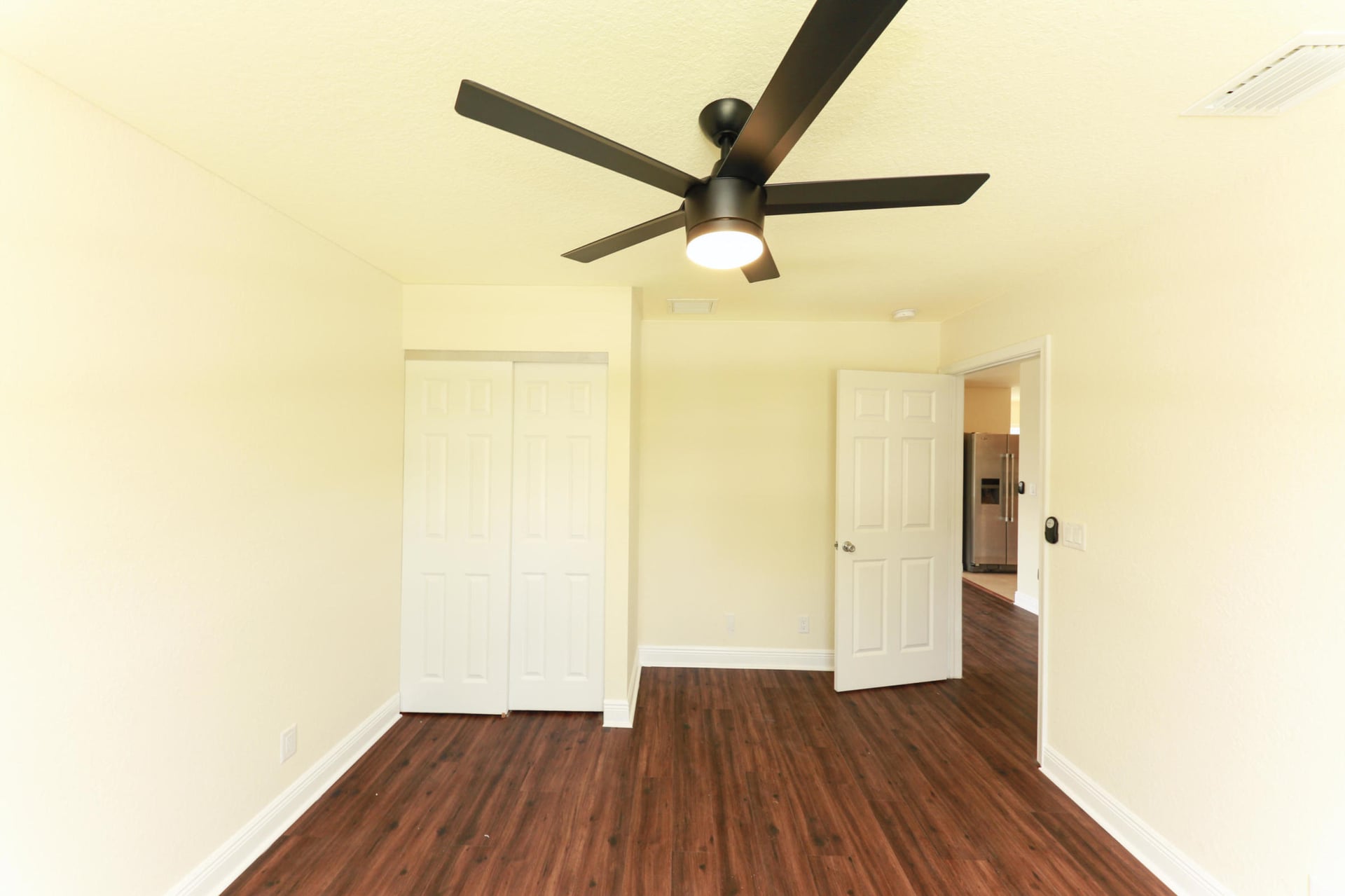 Unit 2nd Floor photo 8