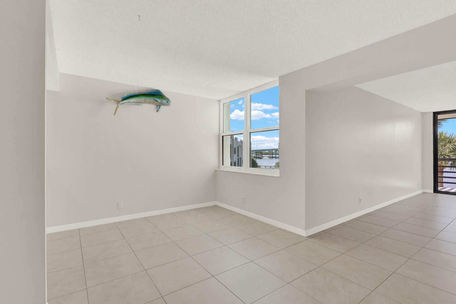 Unit 13-301 photo 9