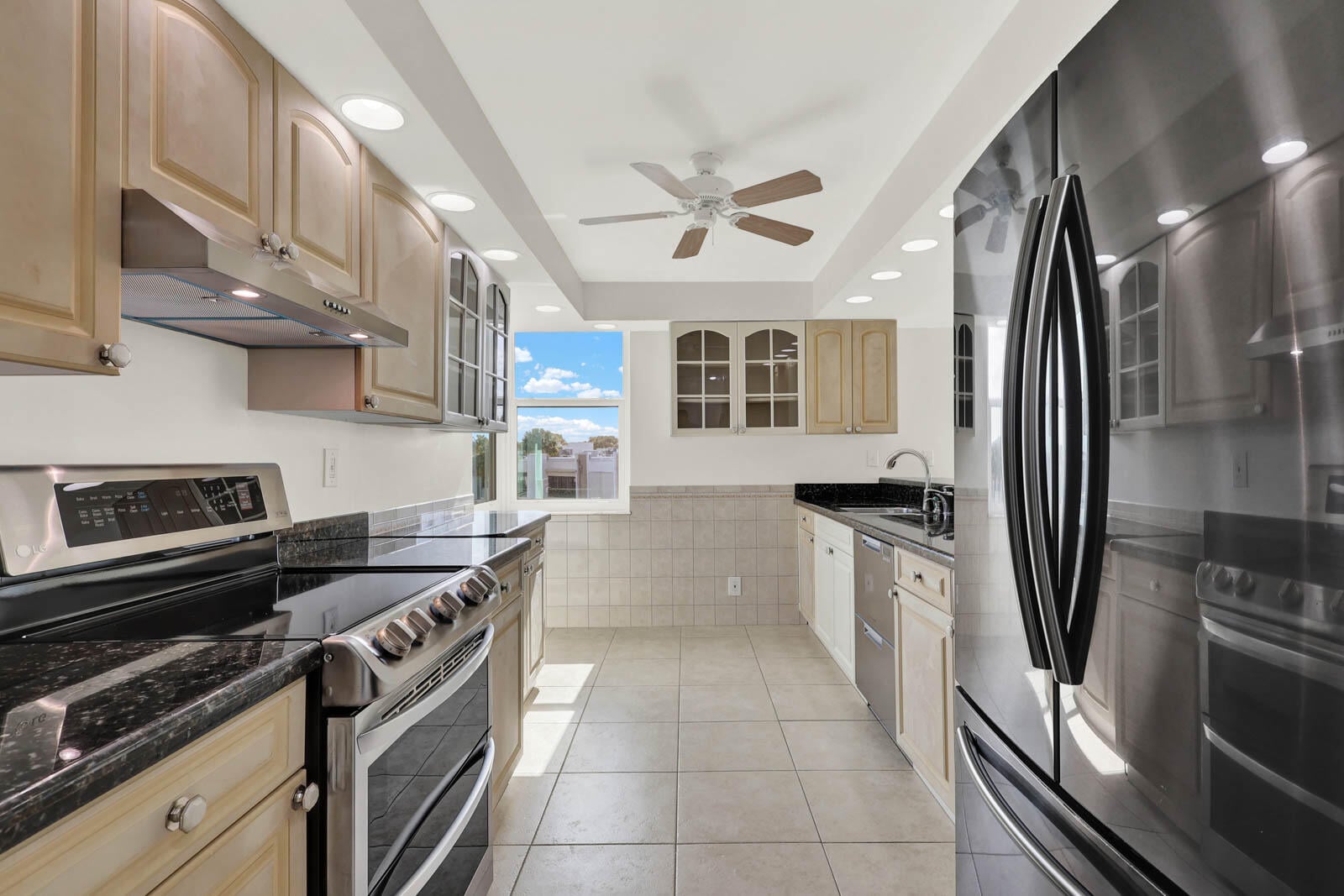  Unit 13-301 photo 12