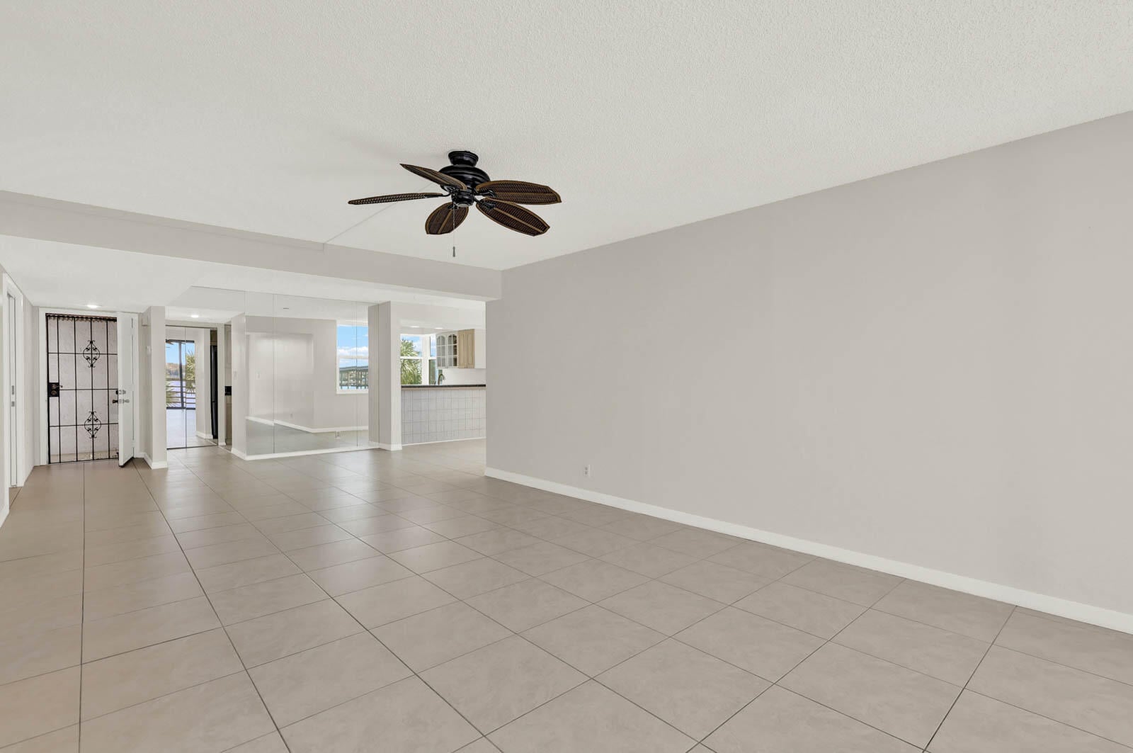  Unit 13-301 photo 22