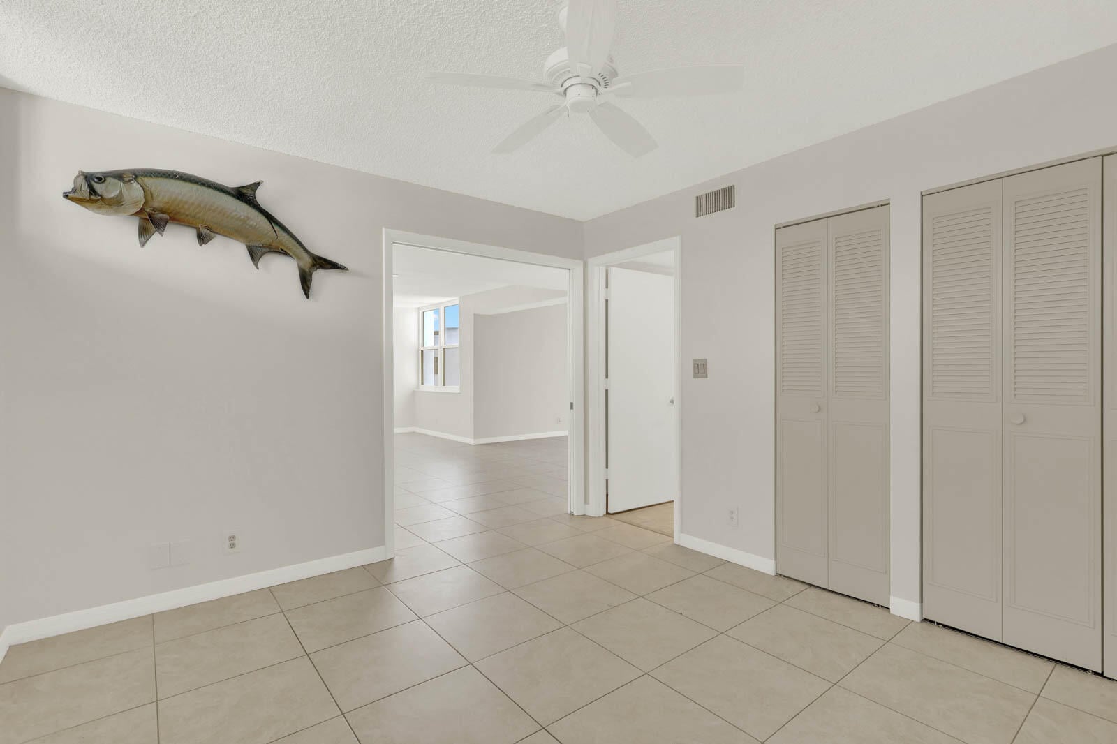  Unit 13-301 photo 29