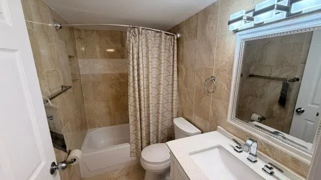  Unit 107 photo 11