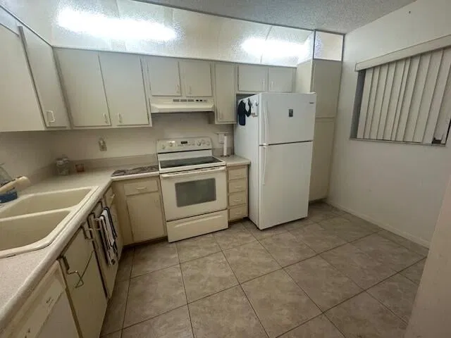 Unit 2020 photo 8