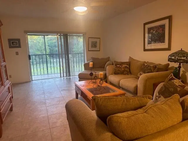 Unit 2020 photo 10