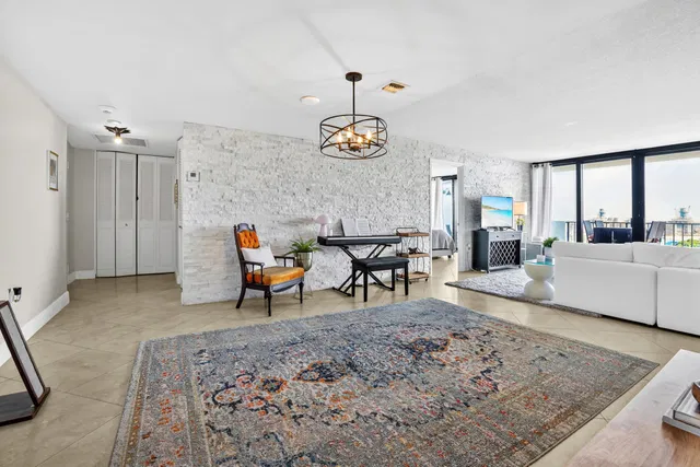 Palm Beach House Unit 1106 photo 7
