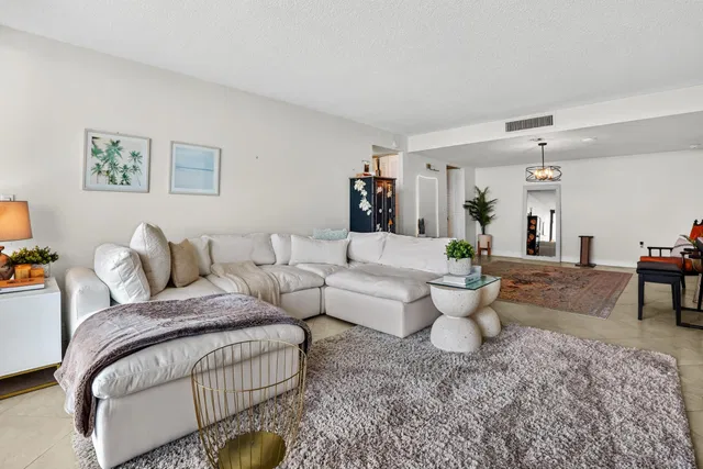 Palm Beach House Unit 1106 photo 8