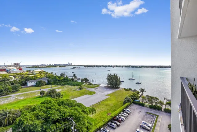 Palm Beach House Unit 1106 photo 21