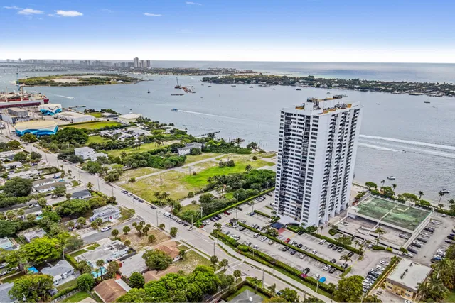 Palm Beach House Unit 1106 photo 31