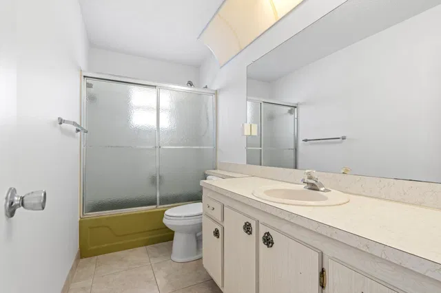 Residence photo 16