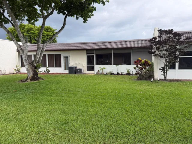  Residence photo 14