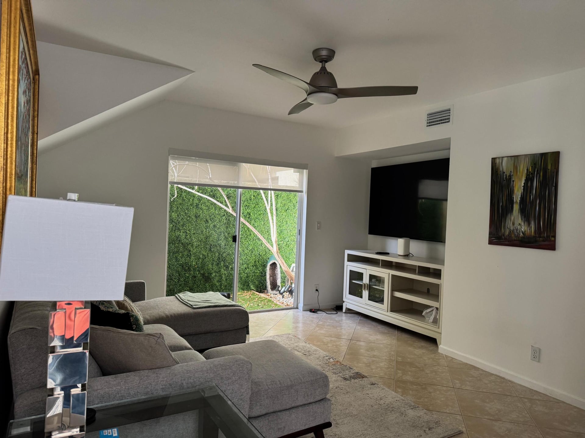 Unit 2308 photo 5