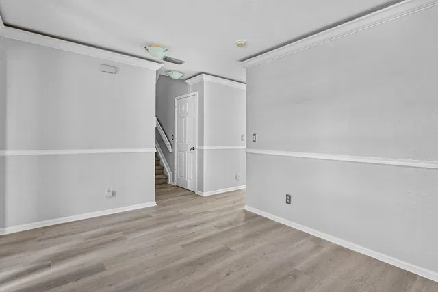 Residence photo 5