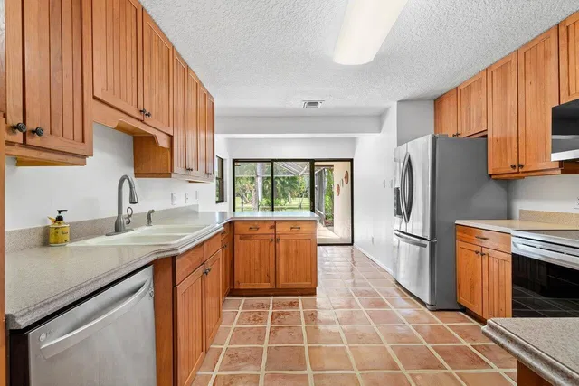 Residence photo 14