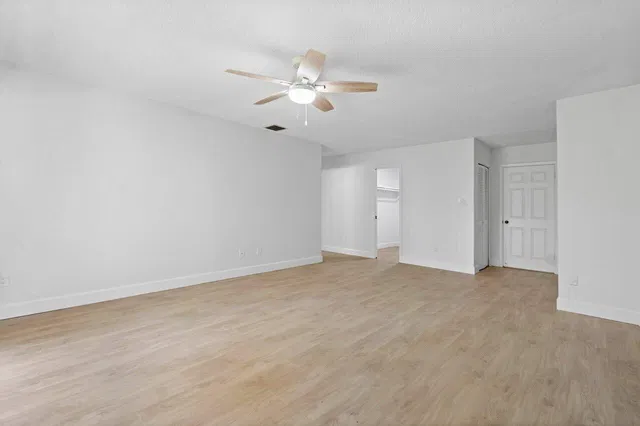 Residence photo 20