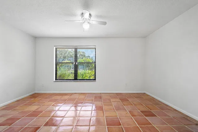 Residence photo 29