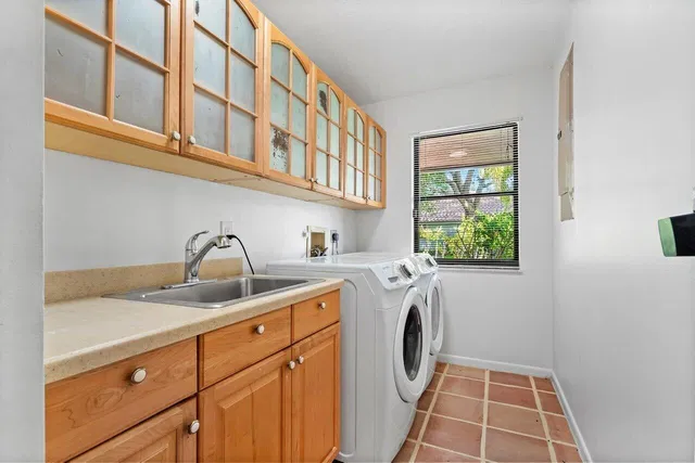 Residence photo 31