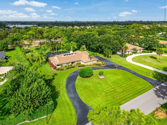Residence photo 36