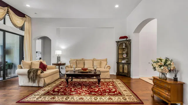 Residence photo 9