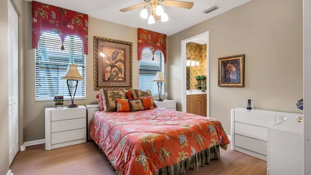 Residence photo 23