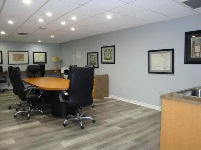 Barclay Condo Unit 923 photo 28