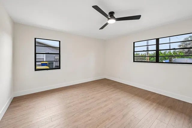 Residence photo 13