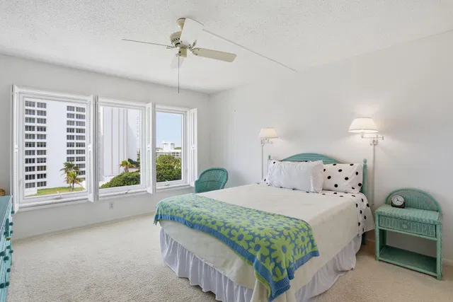 600 S Ocean Boca Unit 6010 photo 20