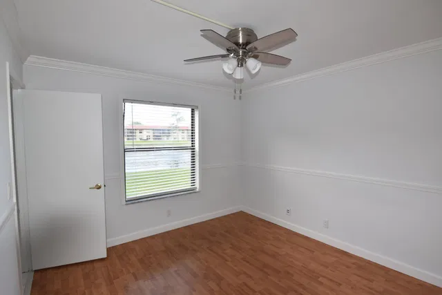 Unit 102 photo 3