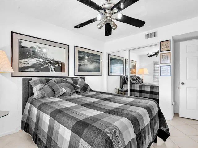  Unit 402 photo 27