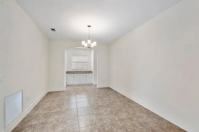 Residence photo 26