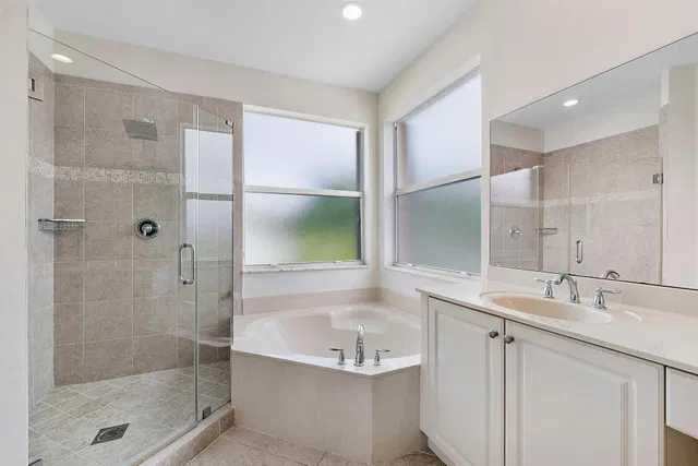 Residence photo 47