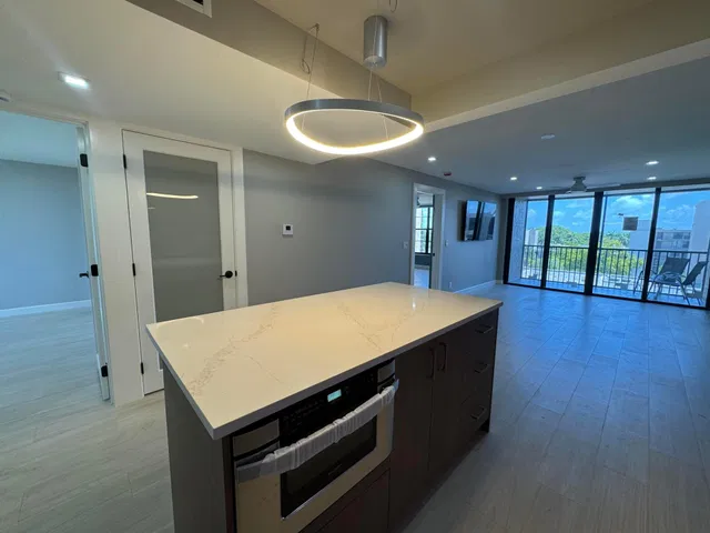 Boca Raton Unit 603 photo 5
