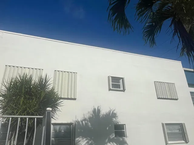 Residence photo 2