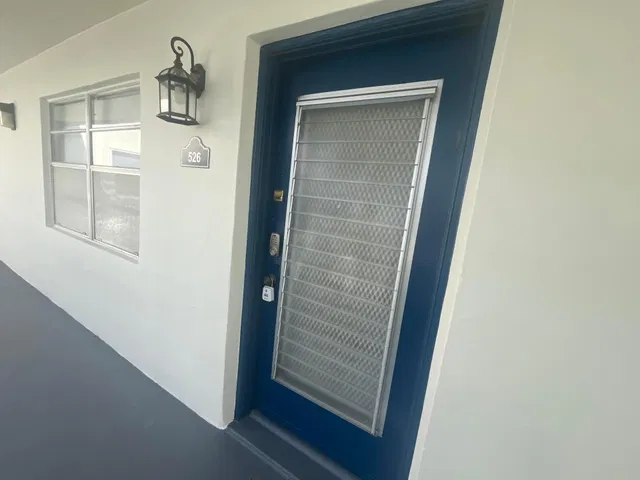 Residence photo 3