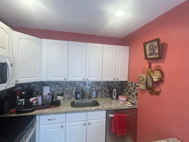 Residence photo 6