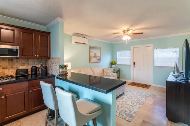 Residence photo 4