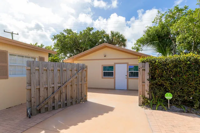 Residence photo 14