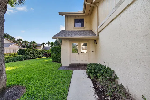 Jonathan's Landing Jupiter FL Unit 204 photo 2