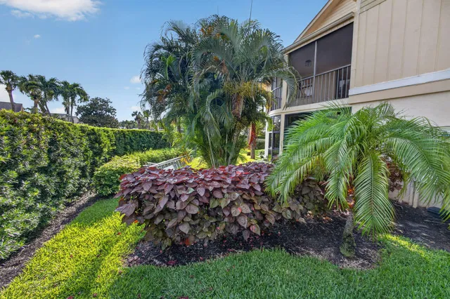 Jonathan's Landing Jupiter FL Unit 204 photo 33
